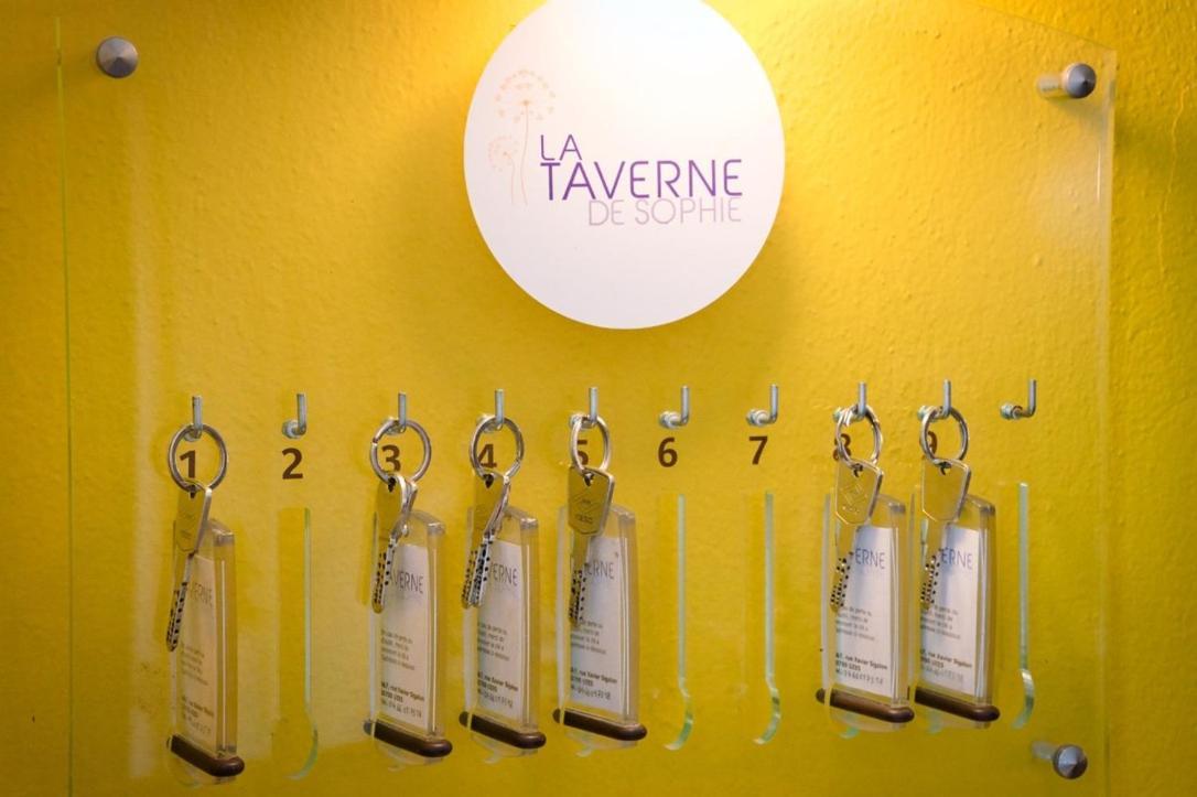 La Taverne Uzès Eksteriør billede